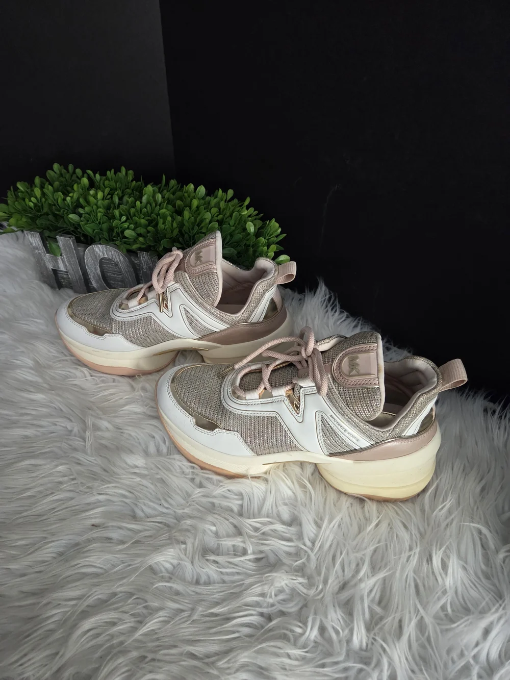 Michael Kors Olympia Women's Pink, White, Gold Platform Trainer Sneakers. Size 9